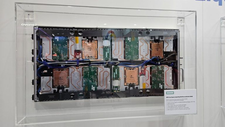 超算 El Capitan 预定“世界最快”，所用刀片服务器展示：可配 8 颗 AMD MI300A 芯片